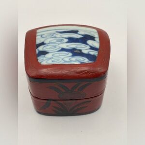 Vintage Chinese Lacquer Shard Box Red Blue White